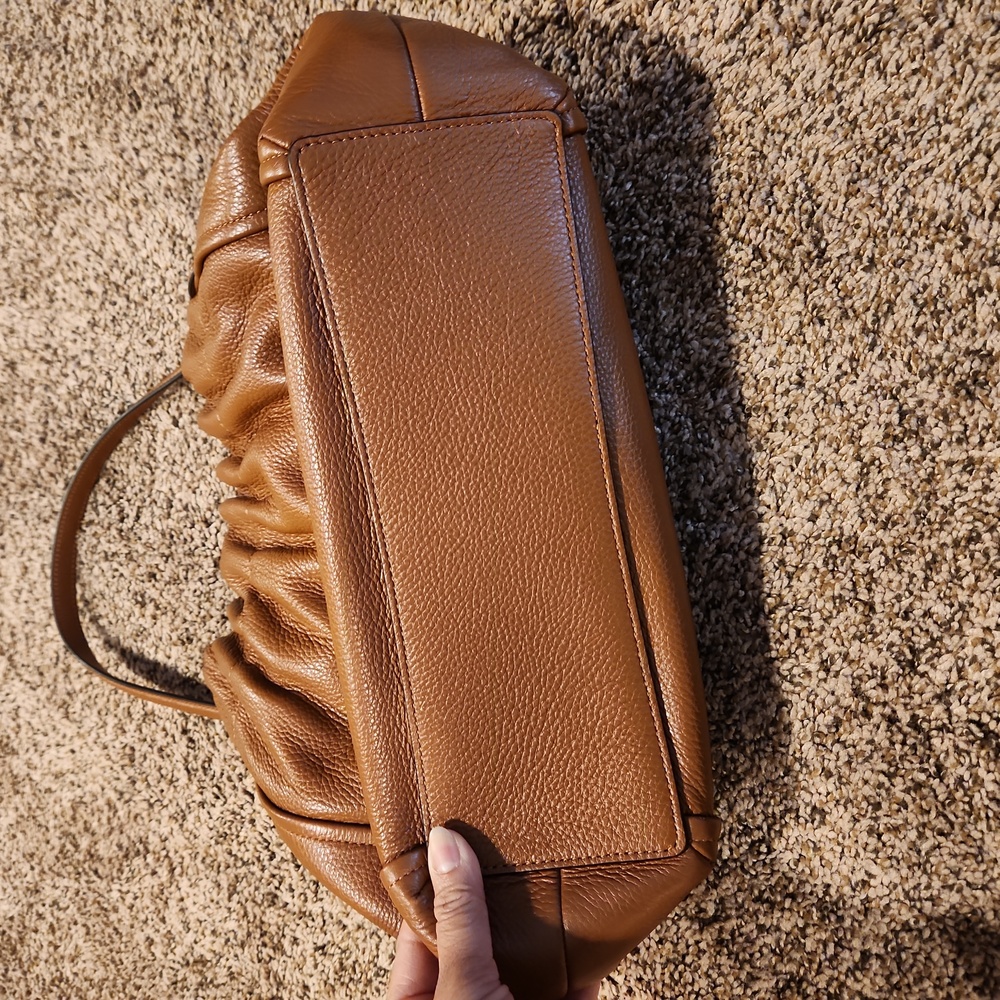 Handbag - Picture 5 of 5